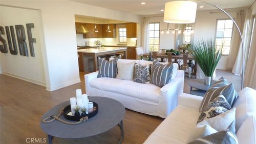 202 Via Galicia, San Clemente, CA, 92672 | Card Image