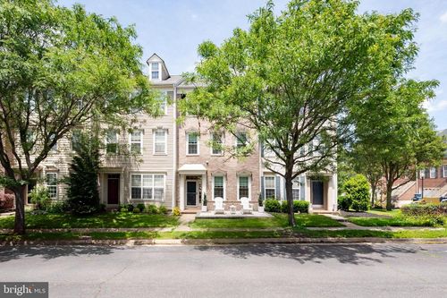 42838 Cedar Hedge St, CHANTILLY, VA, 20152-3933 | Card Image