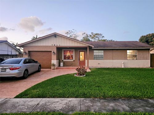 7811 Nw 47th St, Lauderhill, FL, 33351-5723 | Card Image