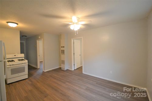 a-1007 Plymouth St, Gastonia, NC, 28054-5480 | Card Image
