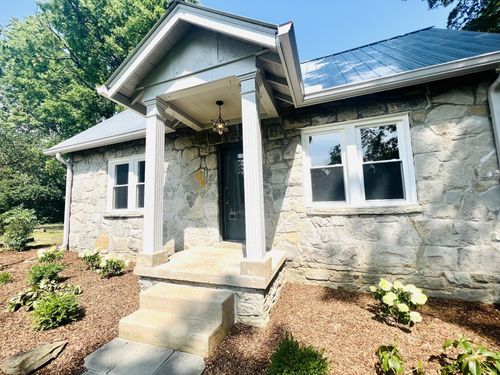 1525 Riverside Dr, Nashville, TN, 37206-1439 | Card Image