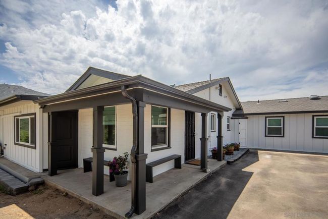 3153 Pine Ln, House other with 5 bedrooms, 3 bathrooms and 8 parking in Spring Valley CA | Image 7