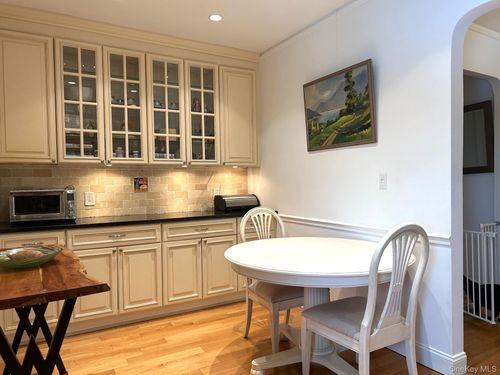 forrest-4d-90 Bryant Avenue, White Plains, NY, 10605 | Card Image
