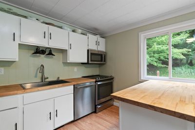 2257 Monkton Road, House other with 3 bedrooms, 1 bathrooms and null parking in Monkton VT | Image 3