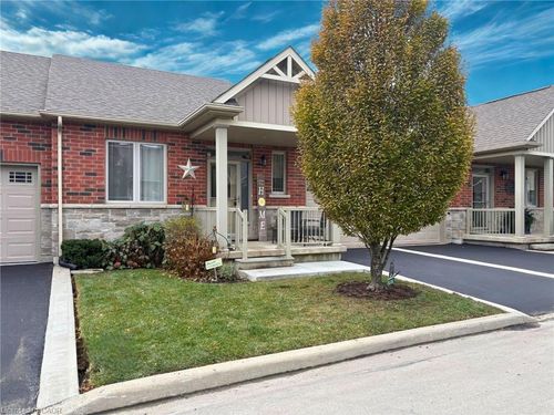 4 Hillgartner Lane, Binbrook, ON, L0R1C0 | Card Image