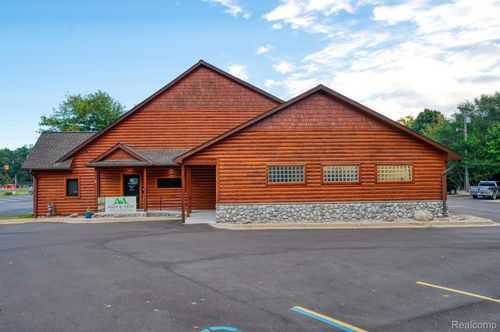 51 Chilson Rd, Howell, MI, 48843-9461 | Card Image