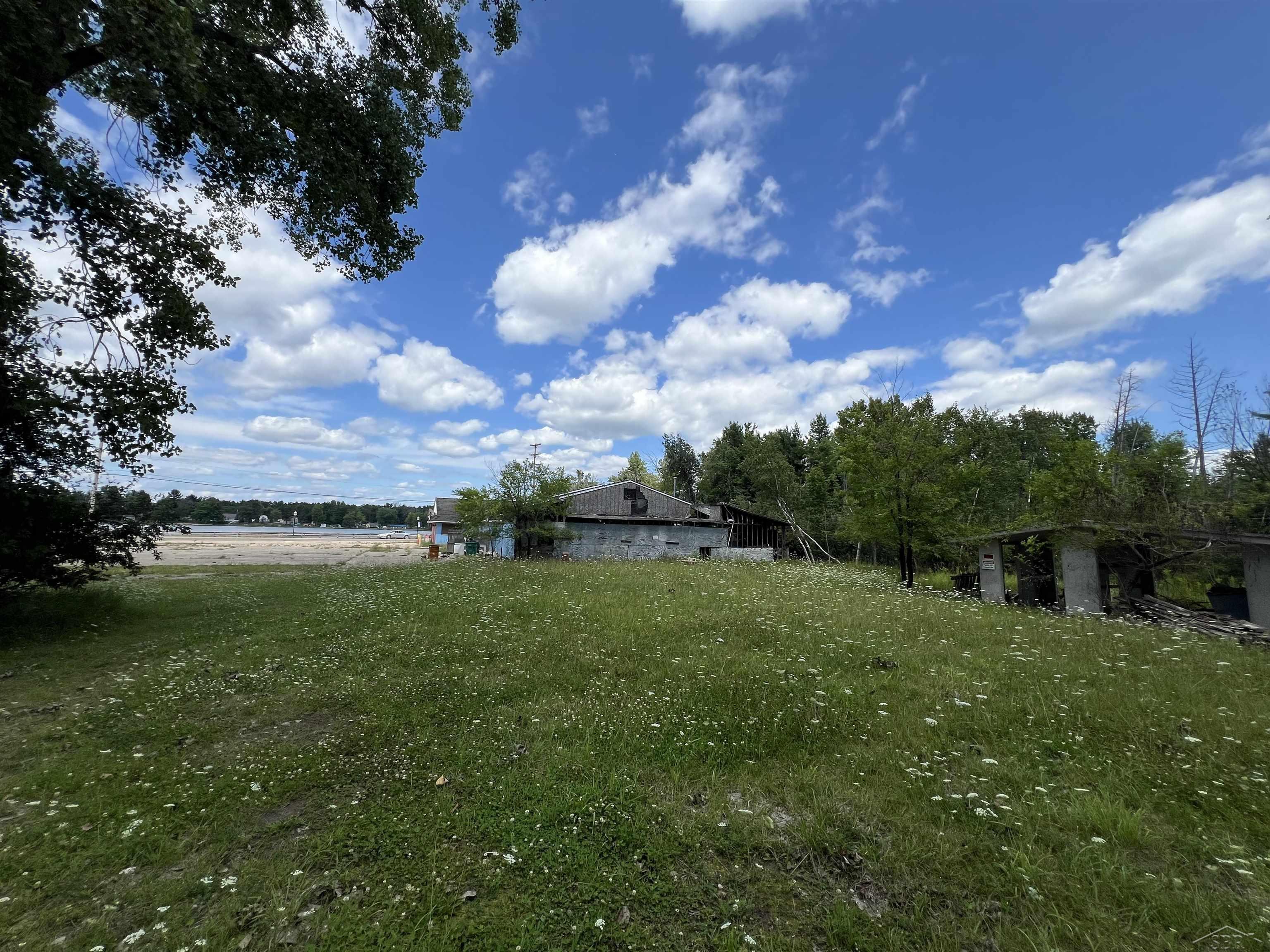 Commercial Sale in Mills Township 5