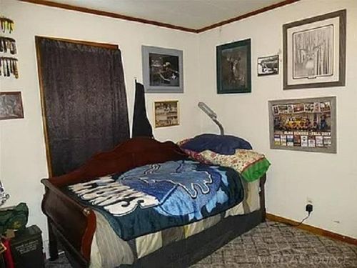 9291 E Prior Rd, Durand, MI, 48429-9413 | Card Image