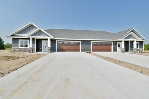 289 Old Glory Dr Ne, Alexandria, MN, 56308-4837 | Card Image