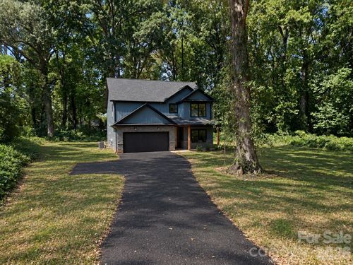 103 W 17th St, Salisbury, NC, 28144-2935 | Card Image