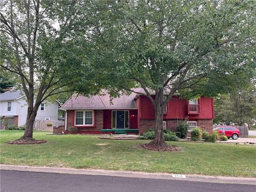 7114 E 132nd St, Grandview, MO, 64030-3323 | Card Image