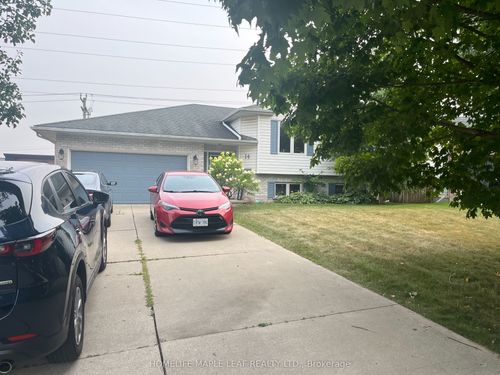 upper-14 Old Orchard Glen, Woodstock, ON, N4V1G2 | Card Image