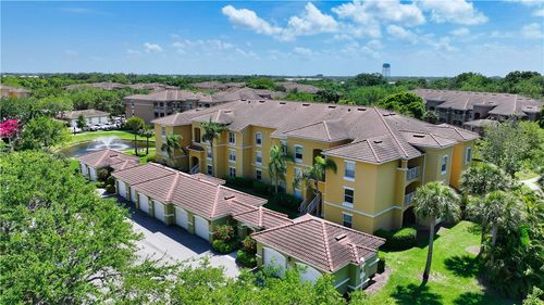 apt-h303-5090 Fairways Cir, Vero Beach, FL, 32967-7440 | Card Image