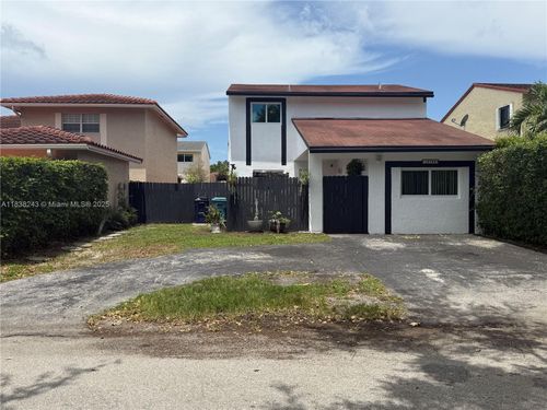10726 Sw 147th Pl, Miami, FL, 33196-2483 | Card Image