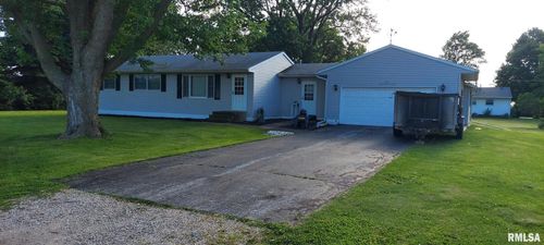 301 10th Ave, New Windsor, IL, 61465-9231 | Card Image