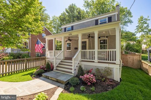 5716 8th Rd N, ARLINGTON, VA, 22205-1028 | Card Image