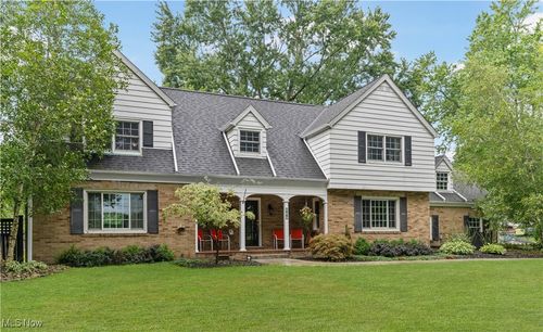 669 S Prospect Ave, Hartville, OH, 44632-9414 | Card Image