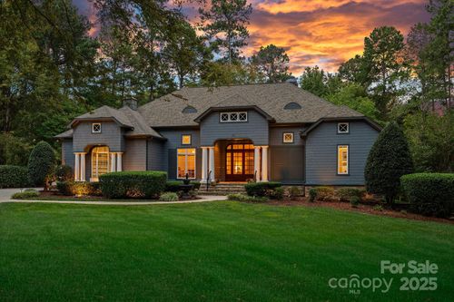121 Marstons Mill Dr, Mooresville, NC, 28117-6041 | Card Image