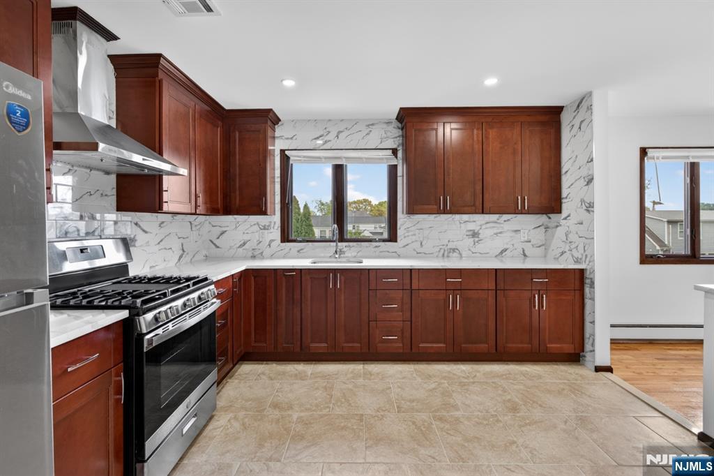 Residential Lease in Clifton 5