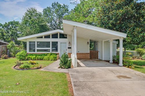 300 41st Street, Gulfport, MS, 39507 | Card Image