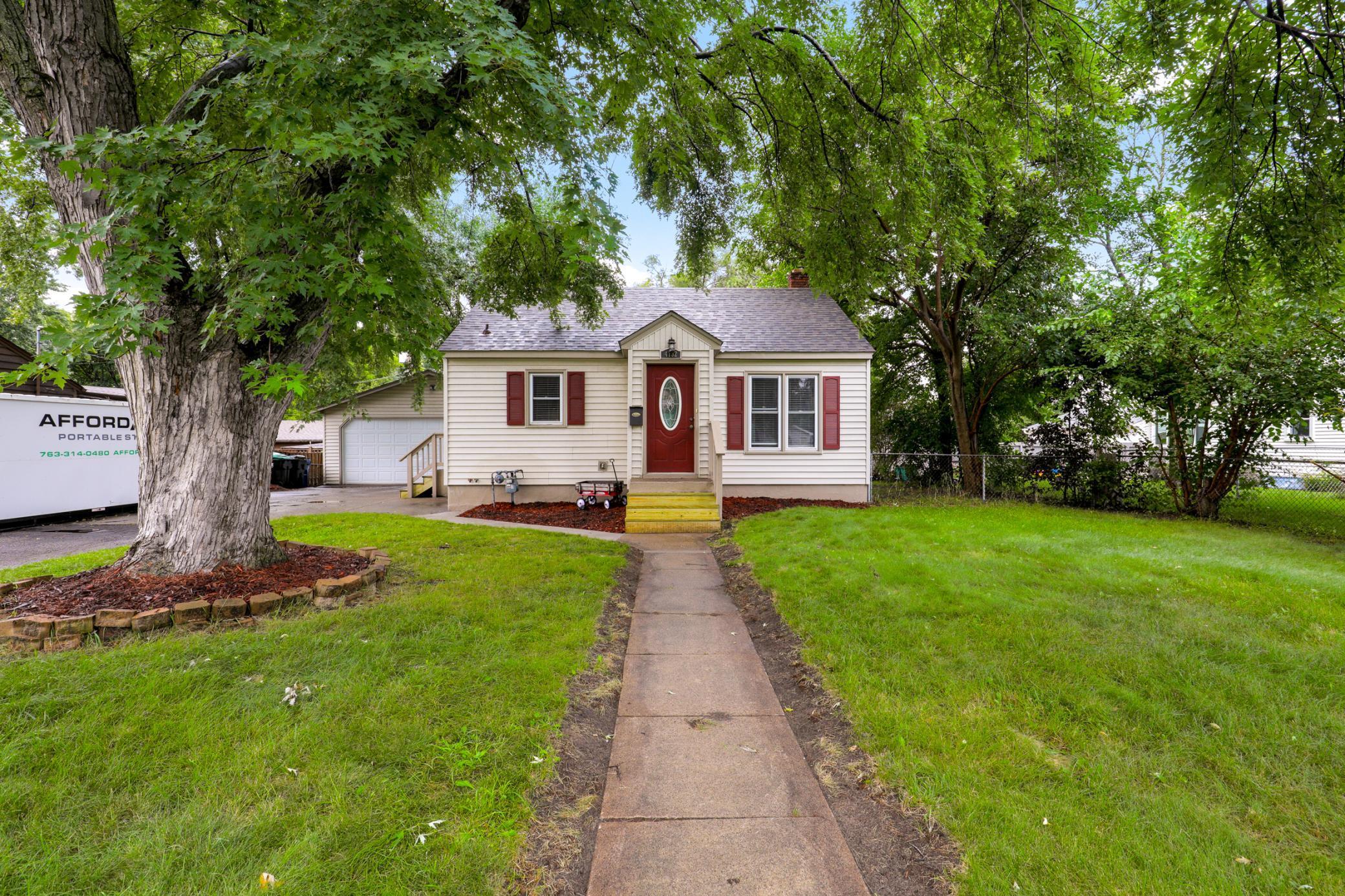 2nd St, Minneapolis, MN 55421