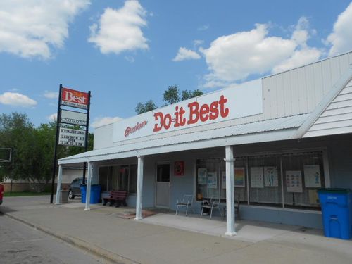 1220 Main Street, GRESHAM, WI, 54128 | Card Image