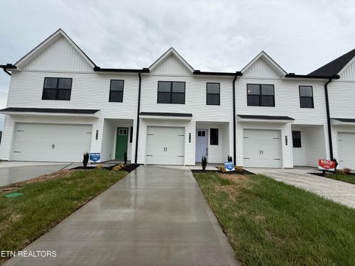 8718 Chapman Trace Way, Knoxville, TN, 37920 | Card Image
