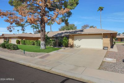 12630 W Parkwood Drive, Home with 2 bedrooms, 2 bathrooms and null parking in Sun City West AZ | Image 3