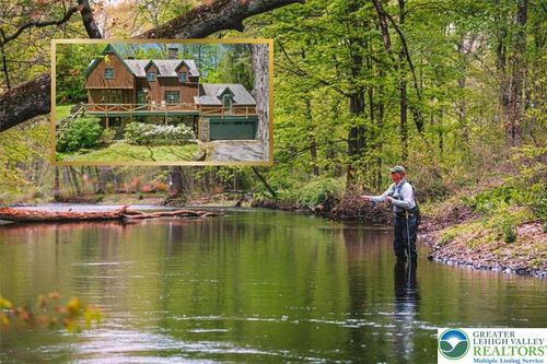 1341 Beaver Valley Rd, Stroudsburg, PA, 18360-6884 | Card Image