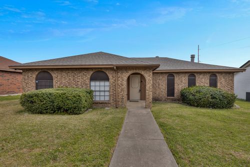 4534 Preston Trail Dr, Mesquite, TX, 75150-1990 | Card Image