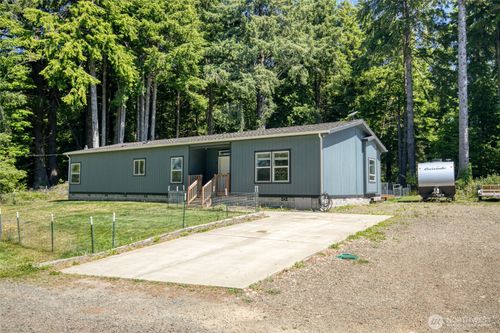 26 Ocean View Dr N, Taholah, WA, 98587-0109 | Card Image