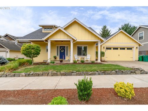 2105 N Heritage Way, Newberg, OR, 97132-2469 | Card Image
