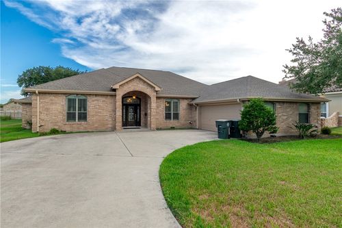 1904 Santa Rosa Dr, Alice, TX, 78332-4123 | Card Image