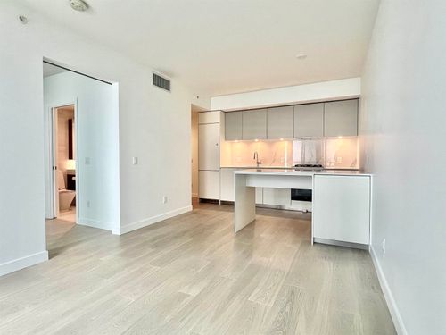 2601-6537 Telford Ave, Burnaby, BC, V5H0K9 | Card Image