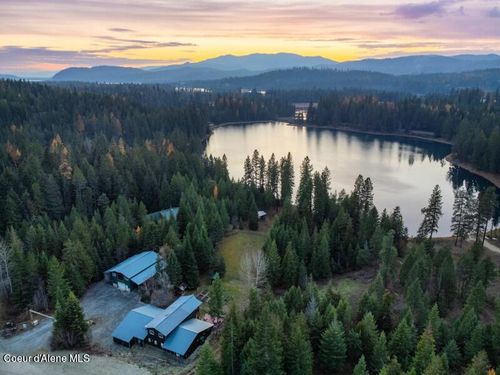 142 Maria Pia Ln, Sagle, ID, 83860-9036 | Card Image