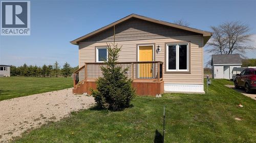 25-2761 Oil Heritage Rd, Oil Springs, ON, N0N1P0 | Card Image