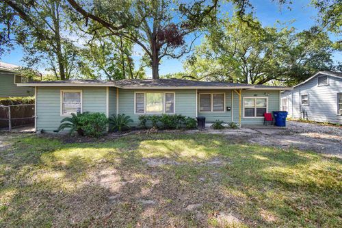 680 S 3rd St, Silsbee, TX, 77656-5502 | Card Image