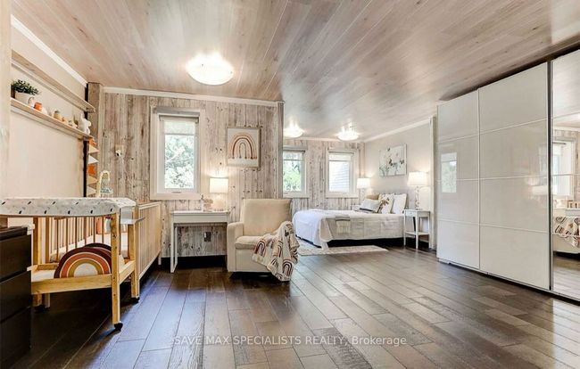 24 Cypress Crt, House attached with 3 bedrooms, 3 bathrooms and 4 parking in Aurora ON | Image 10
