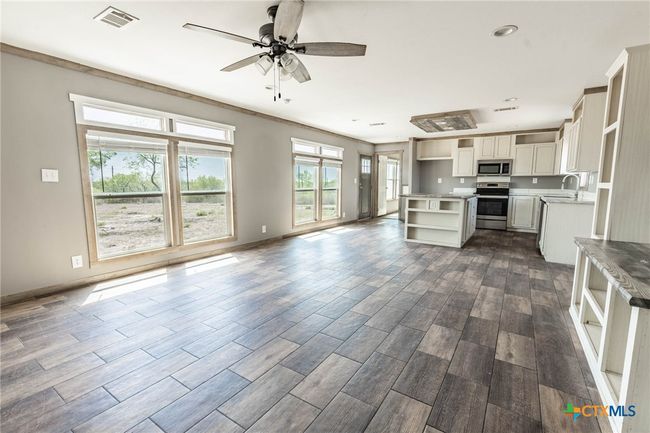1426 S Dr E.E. Dunlap Hwy, House other with 3 bedrooms, 2 bathrooms and null parking in San Diego TX | Image 16