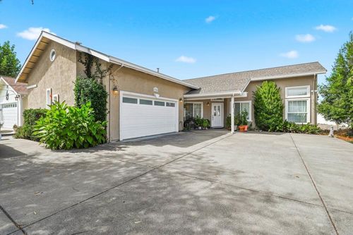 17905 Bunker Road, Hidden Valley Lake, CA, 95467 | Card Image