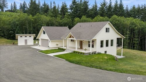 188 Sparrow Ln, Castle Rock, WA, 98611-8500 | Card Image
