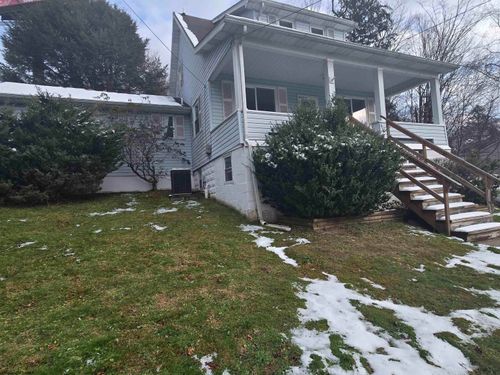 1 Sugarmaple Ln, Fairmont, WV, 26554-5565 | Card Image