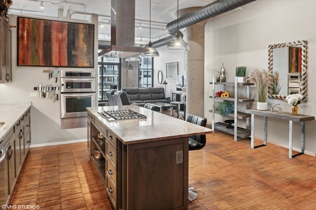 APT-1005 - 728 W Jackson Blvd, Home with 2 bedrooms, 2 bathrooms and null parking in CHICAGO IL | Image 4