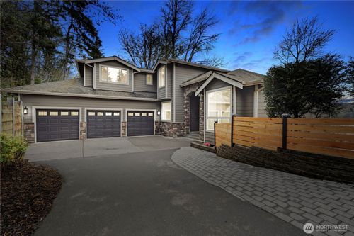 10963 Se 62nd St, Bellevue, WA, 98006-5380 | Card Image