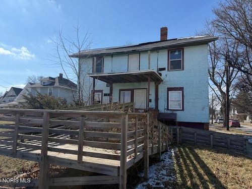2867 N Detroit Ave, Toledo, OH, 43610-1370 | Card Image