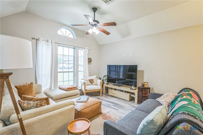 1811 Rally Ln, House other with 4 bedrooms, 3 bathrooms and null parking in Harker Heights TX | Image 4