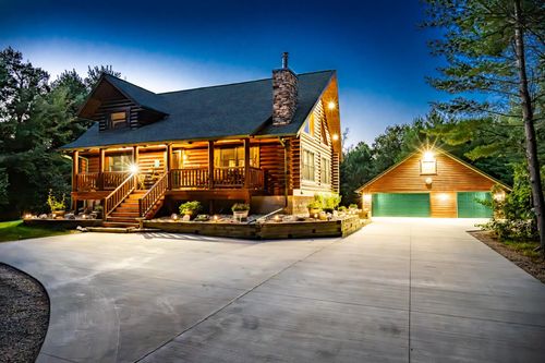 W5954 N Lake Dr, New Lisbon, WI, 53950-9564 | Card Image