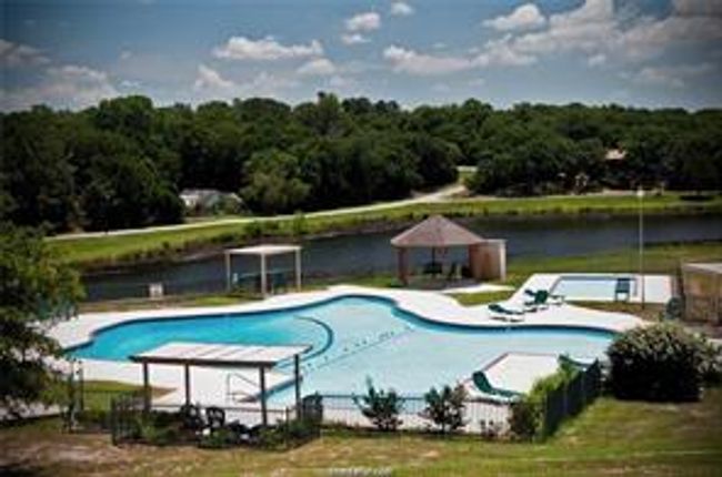236 N Golfview Dr, House other with 3 bedrooms, 3 bathrooms and null parking in Hilltop Lakes TX | Image 30