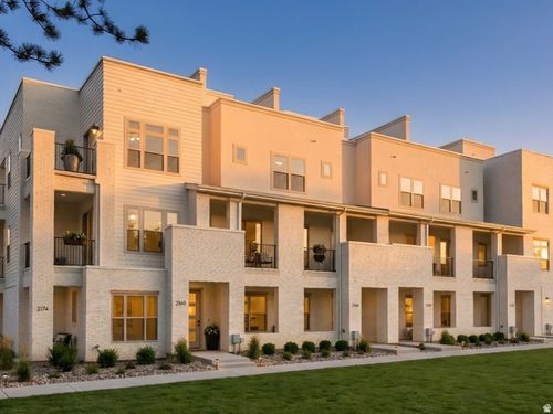 24-2171 E Rising Wolf Ln, Holladay, UT, 84117-4001 | Card Image