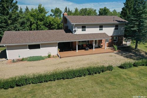324 Kalmakoff Ave, Canora, SK, S0A0L1 | Card Image